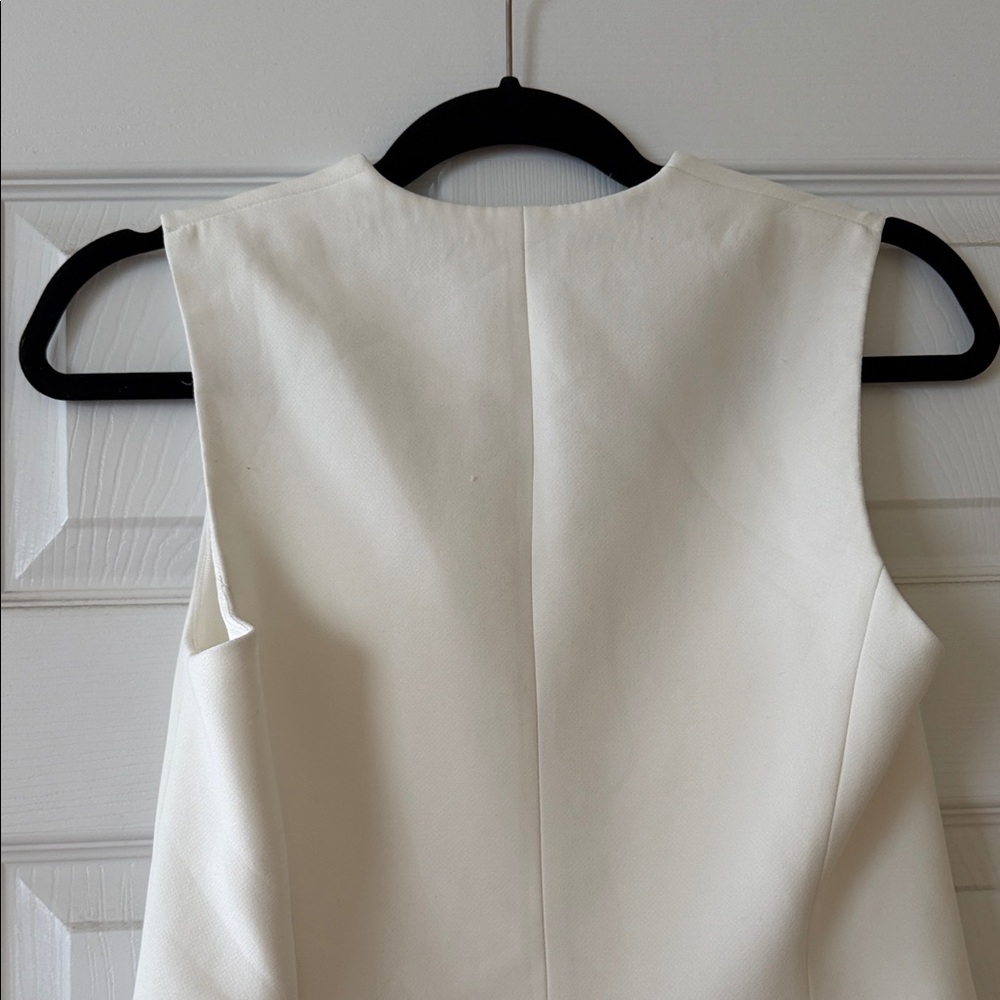 Zara Cream Sleeveless Tailored Blazer Vest - Picture 6 of 6